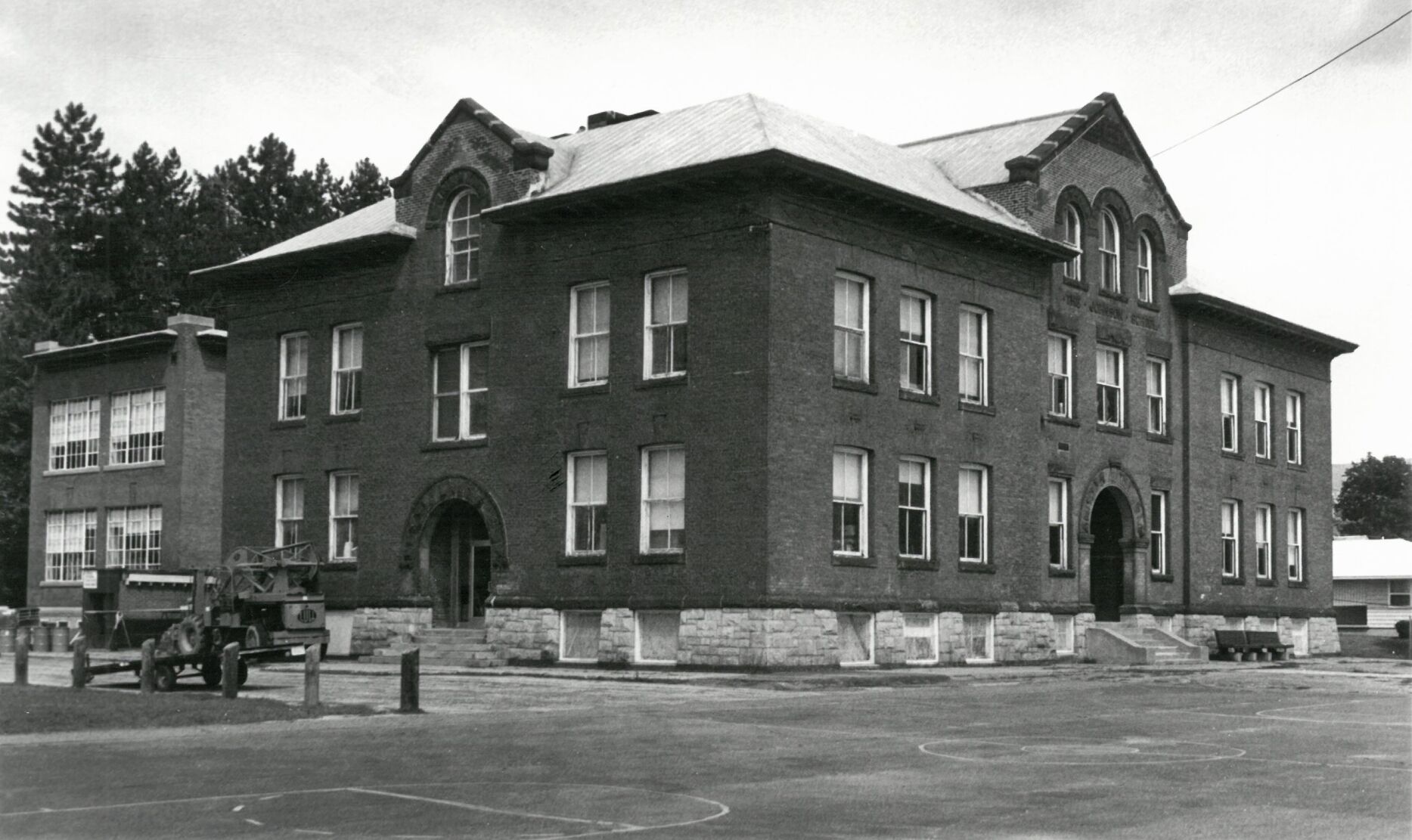 Johnson School, North Adams, Aug. 22, 1989.